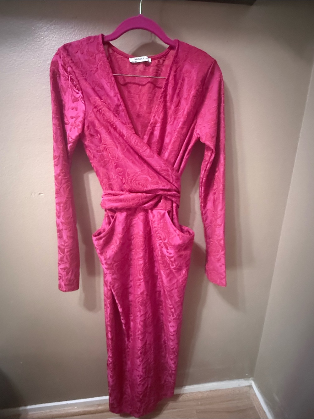 Zara TRF Magenta Rose Jacquard Fuchsia Wrap-Style Textured Midi Dress